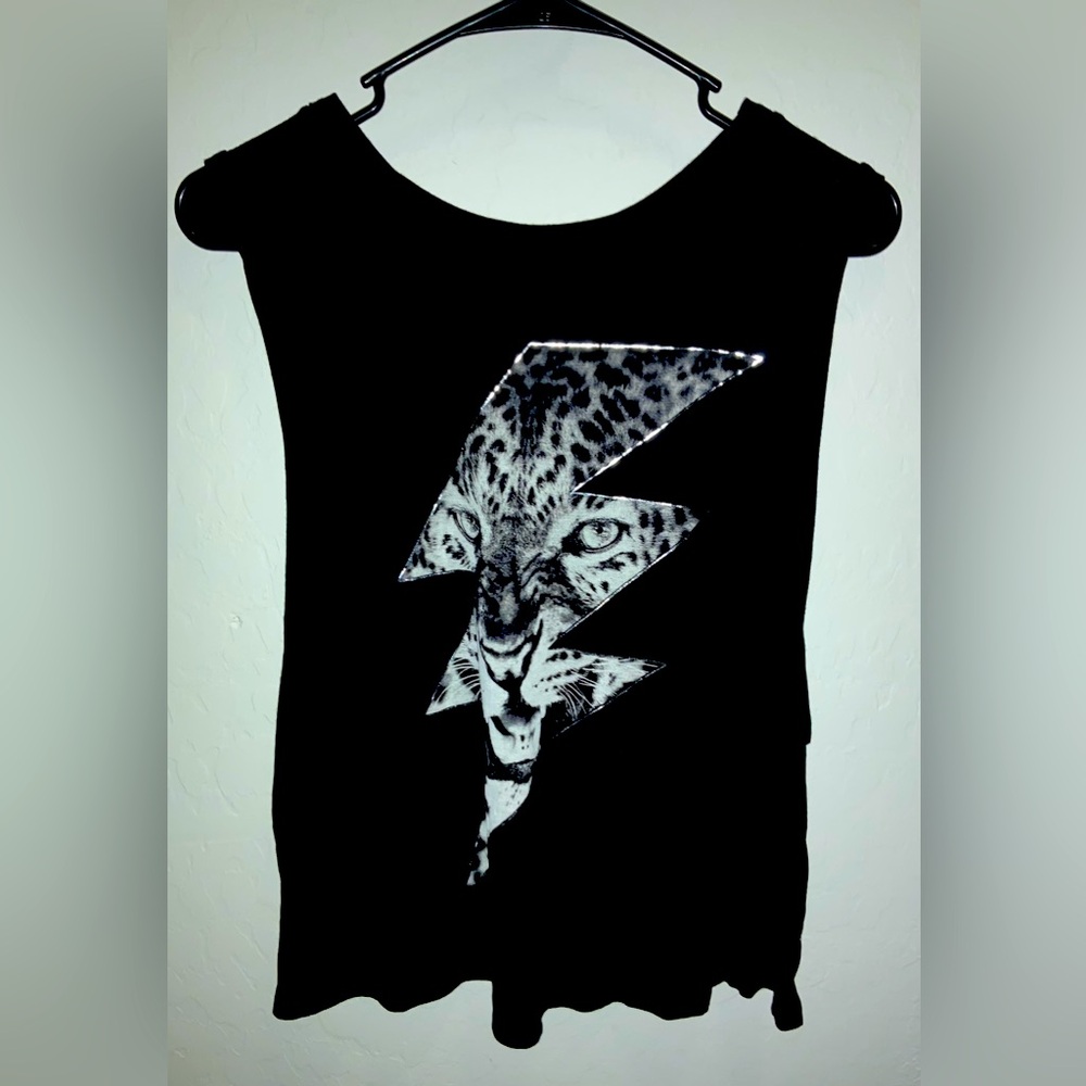 Black Leopard Graphic Women's Top
